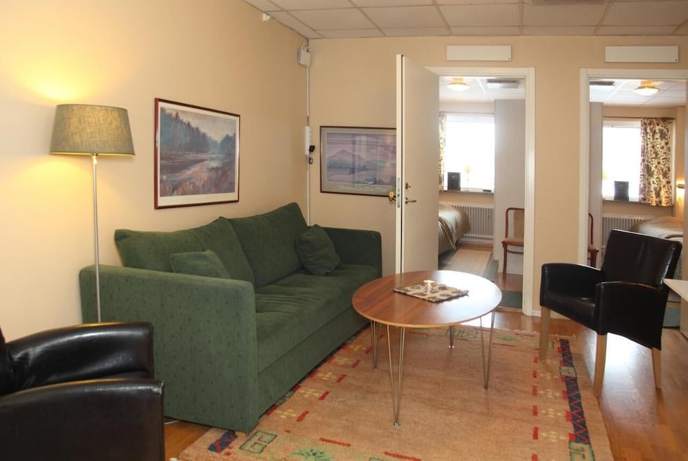 Фото 104795876345