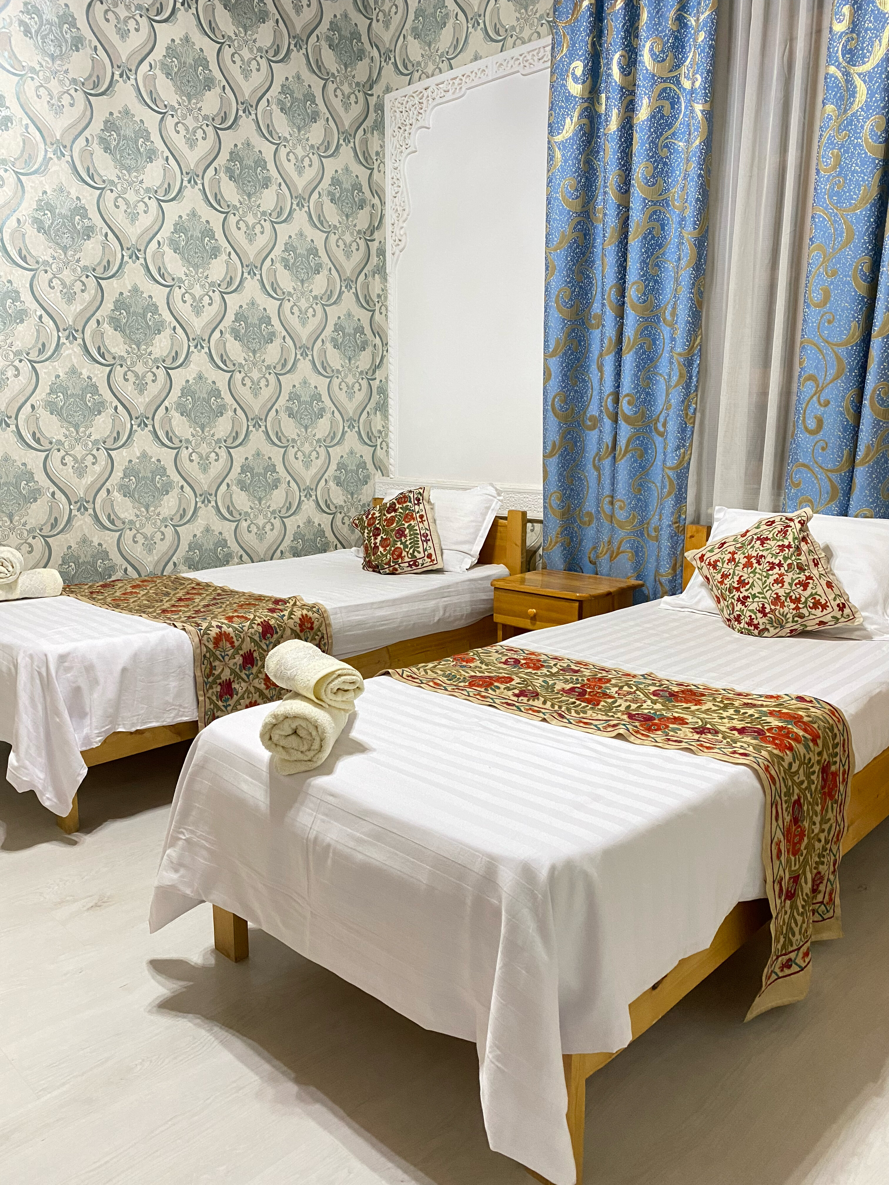 Фото Otkirbek Hotel