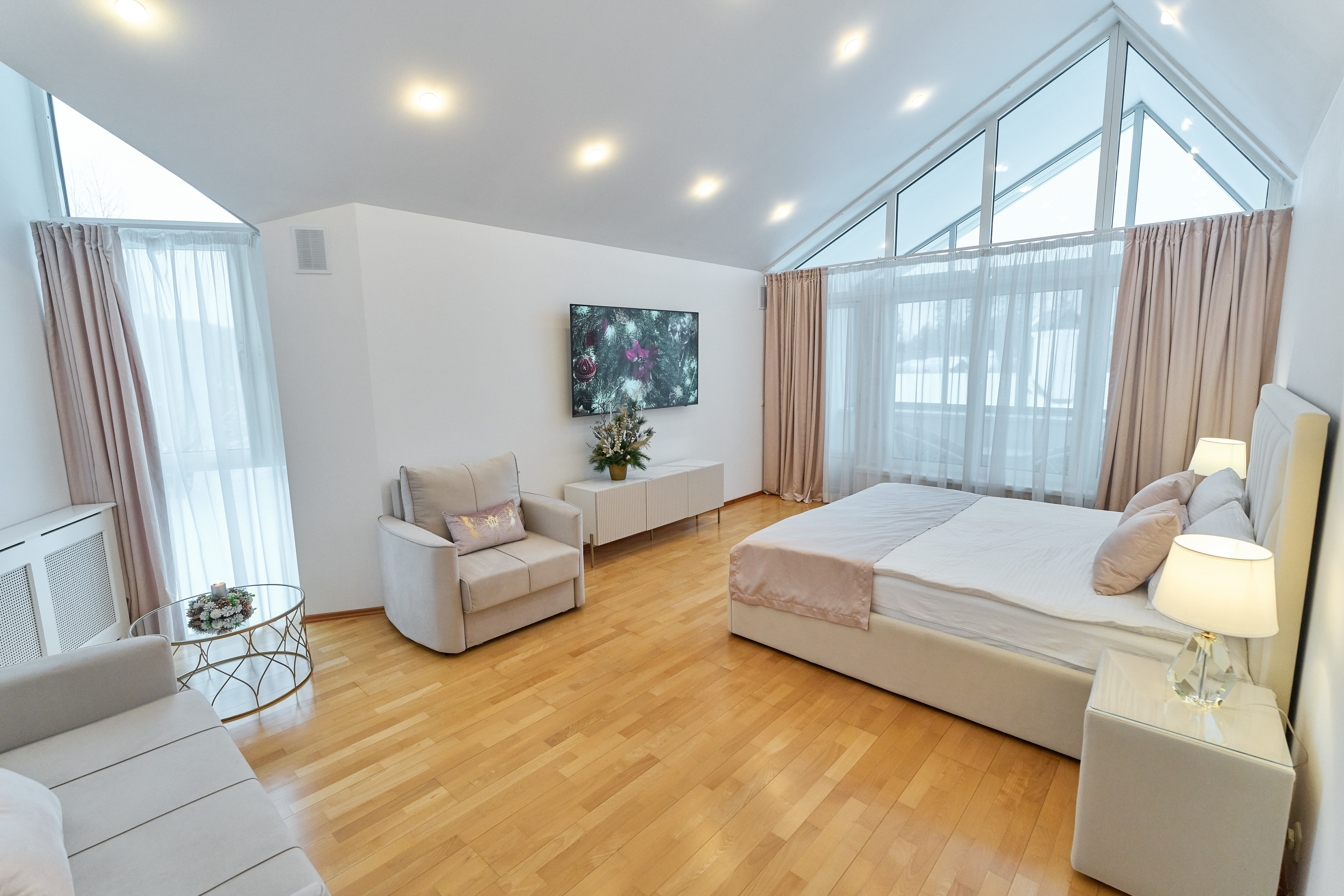 Фото White Luxe Villa