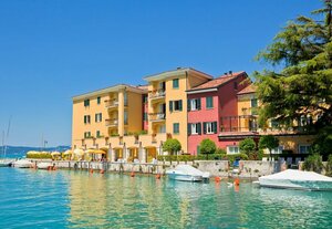 Гостиница Bardolino Garden Pool & Tennis в Бардолине