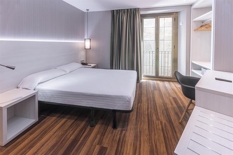 Фото Opera Ramblas