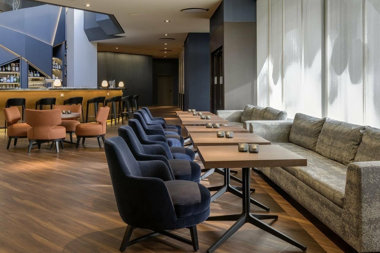 Фото Clayton Hotel Düsseldorf