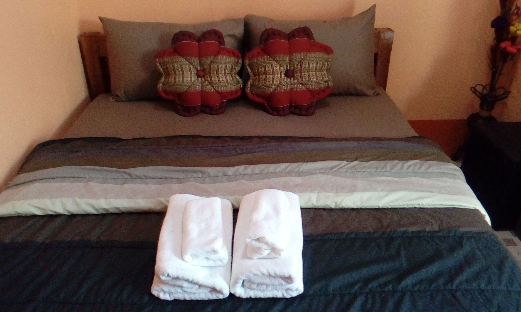 Фото Yotin Guest House