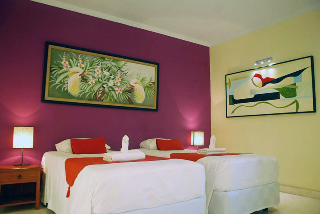 Фото Poinciana Resort Bali