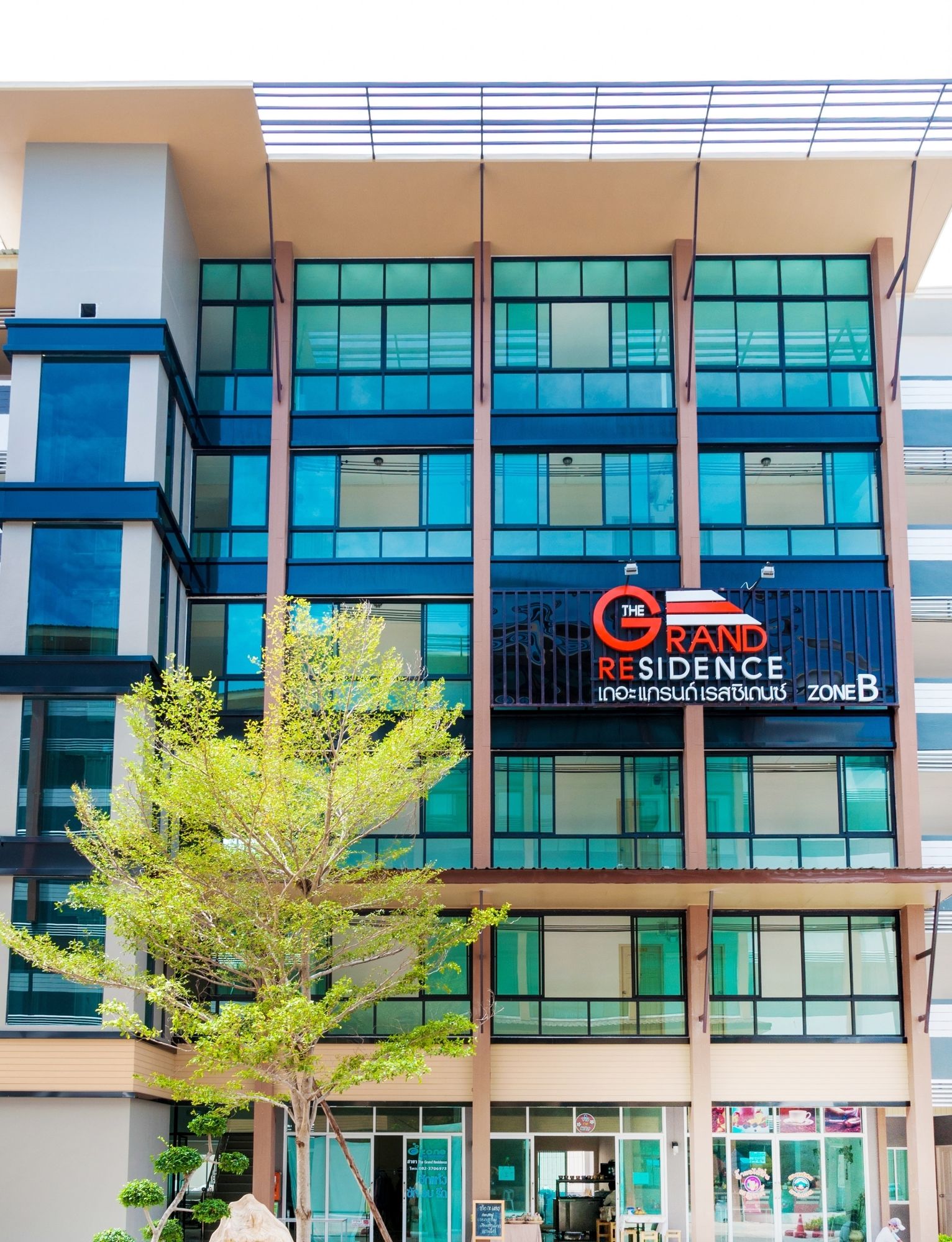 Фото The Grand Residence