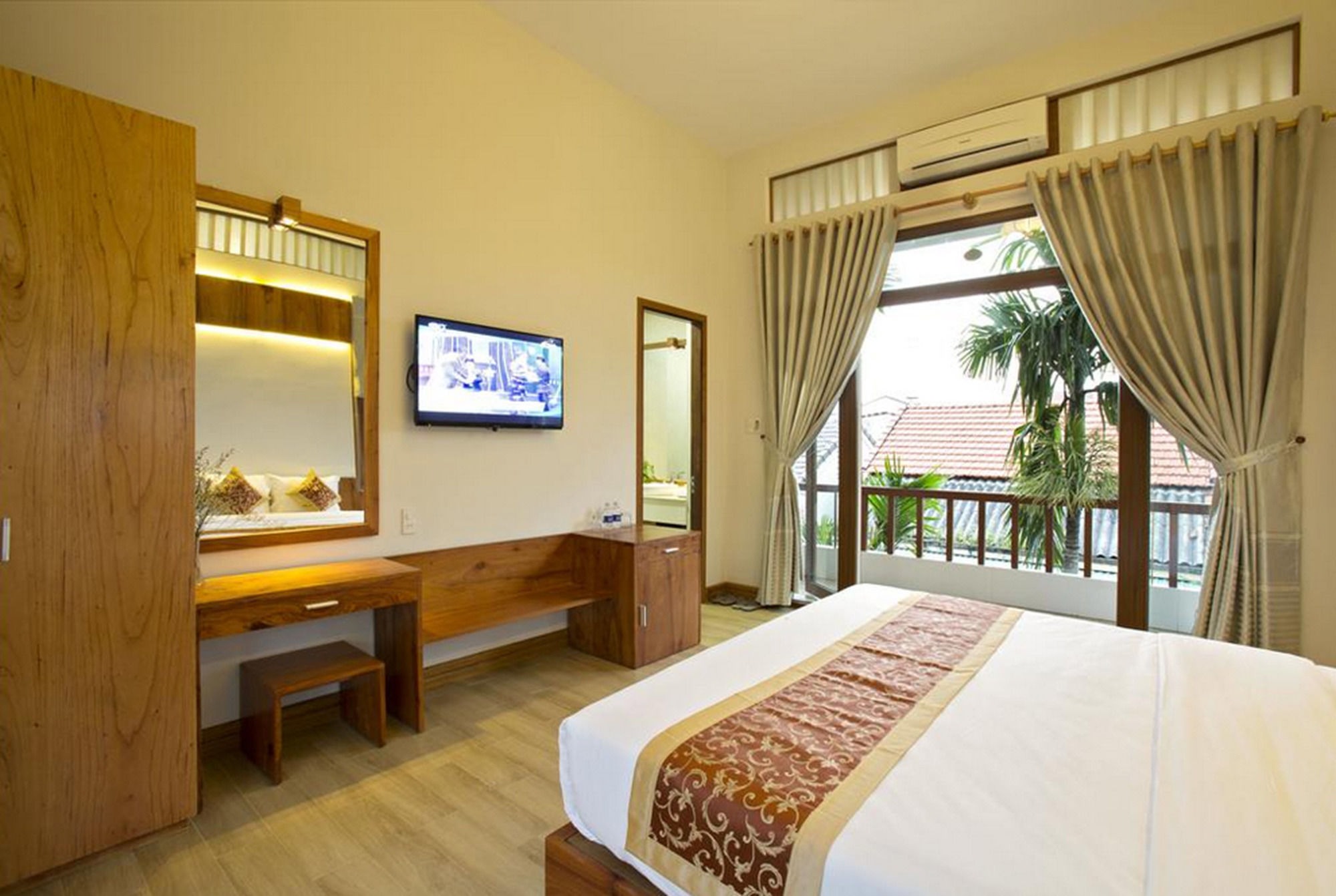 Фото Phong Phu Villa Hoi An