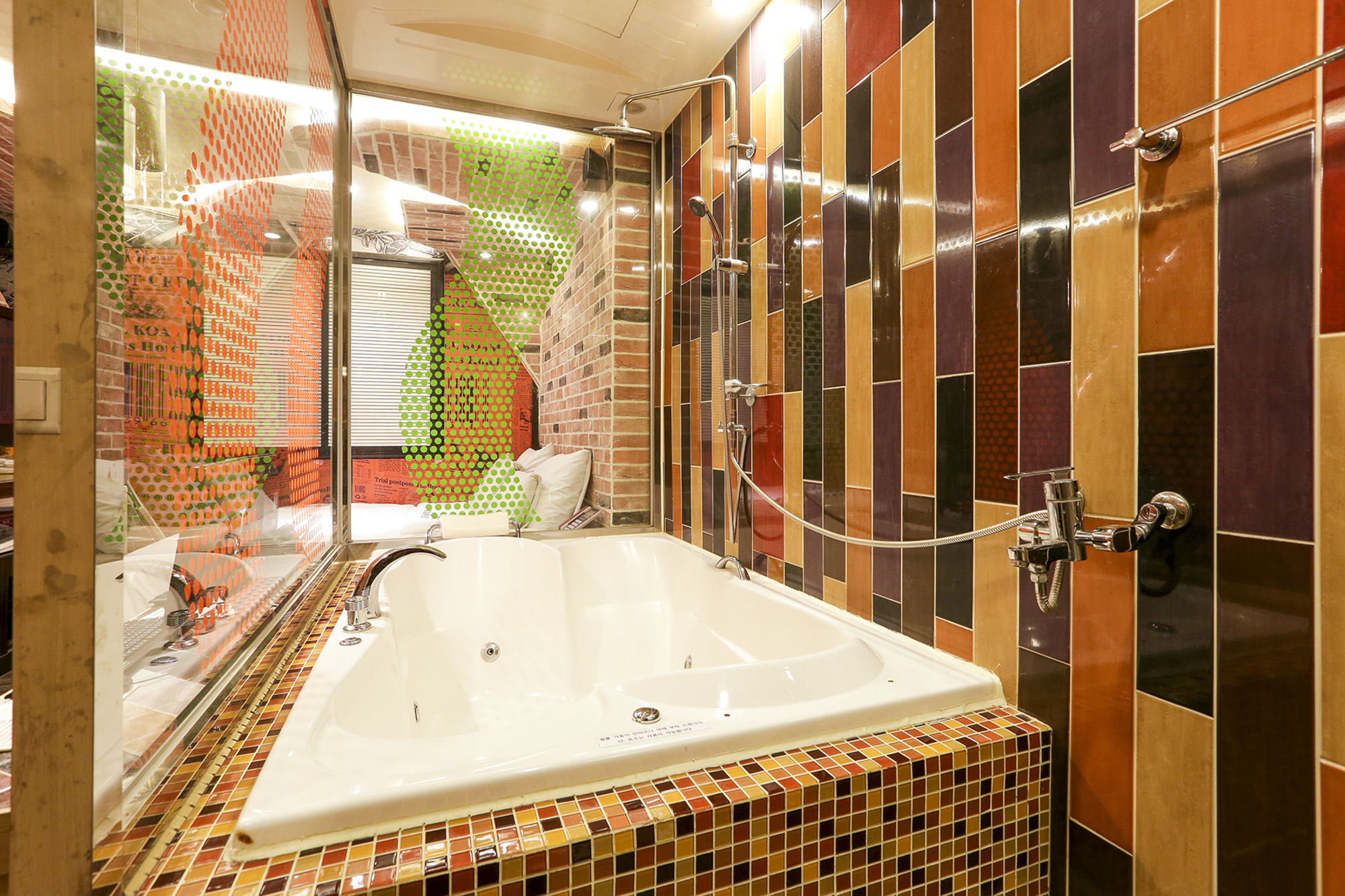 Фото Koam Tourist Hotel