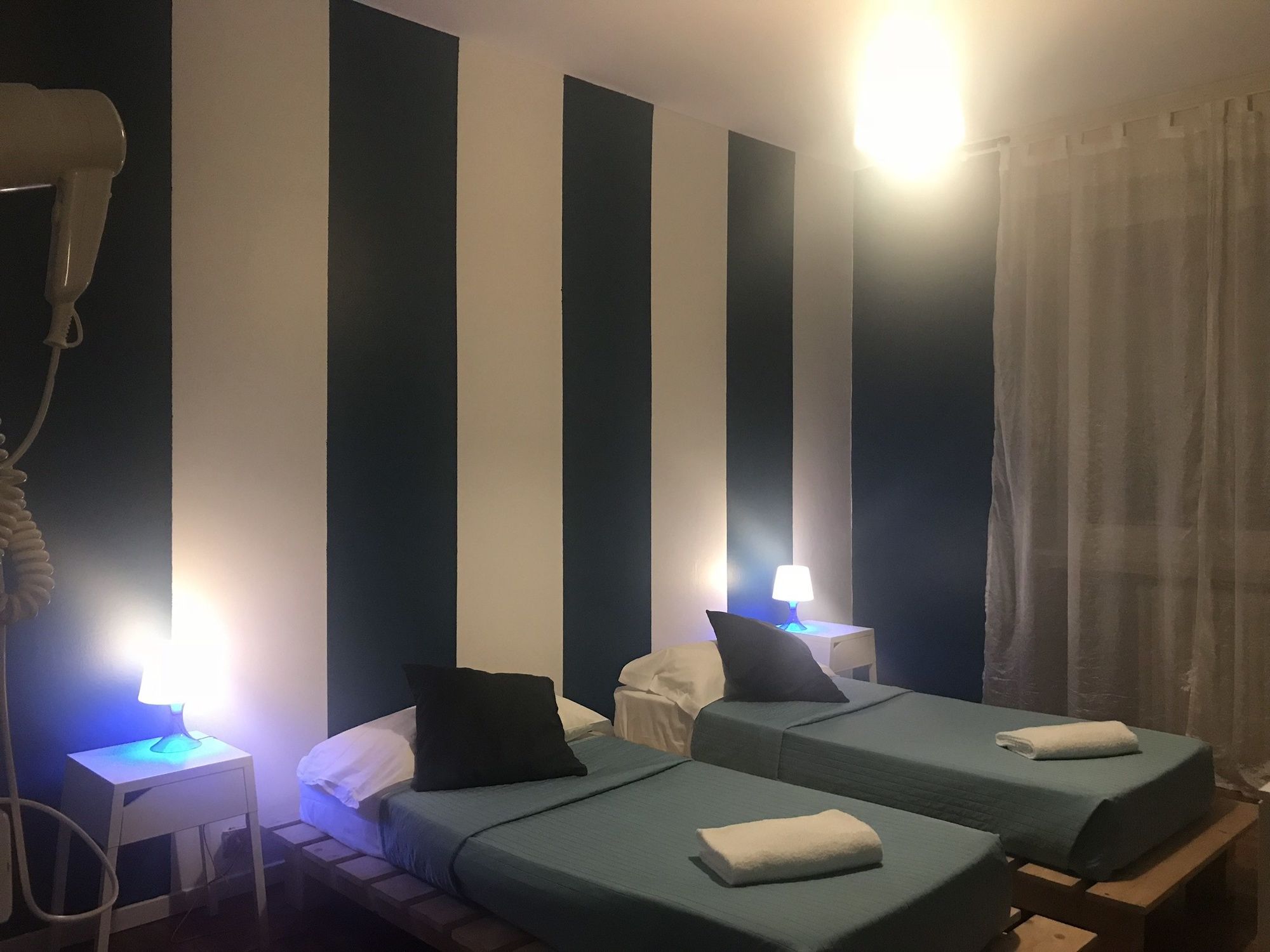 Фото I Am Here - Gioia 71