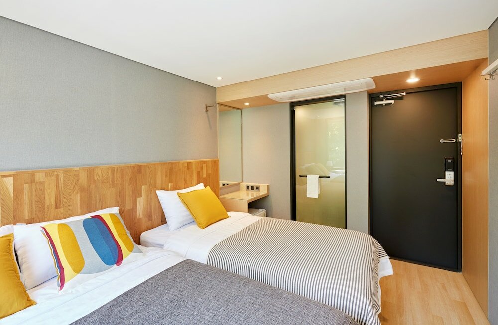 Фото Hostel Cleo Seoul Hongdae