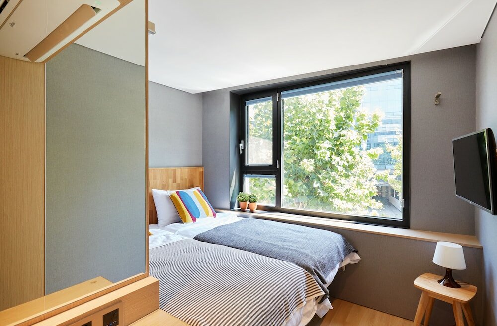 Фото Hostel Cleo Seoul Hongdae