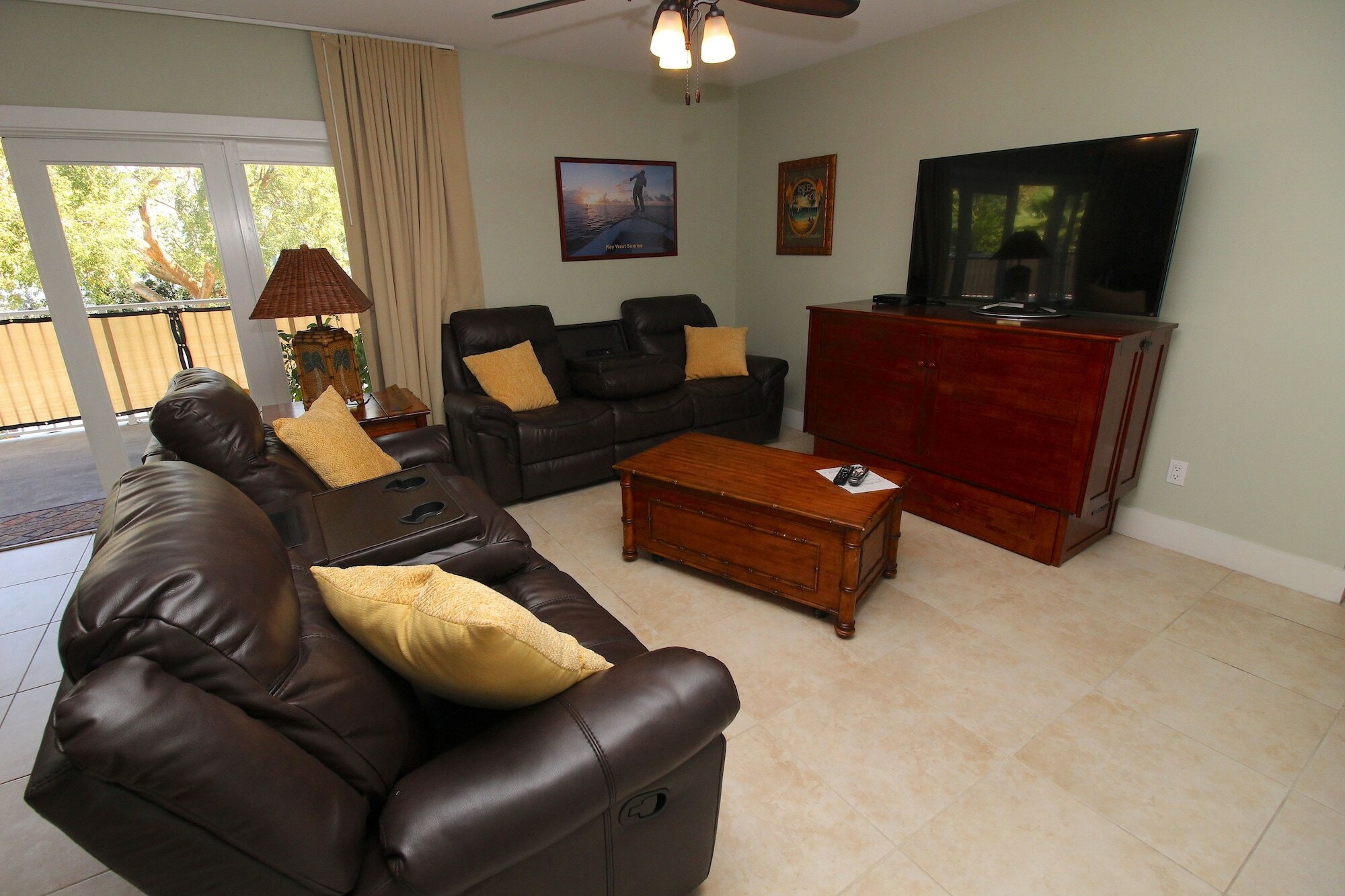 Фото Coconut Mallory Resort And Marina by Kees Vacations