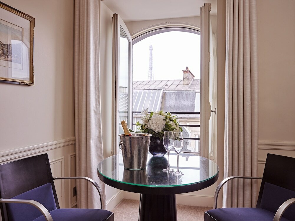 Фото La Trémoille Hotel