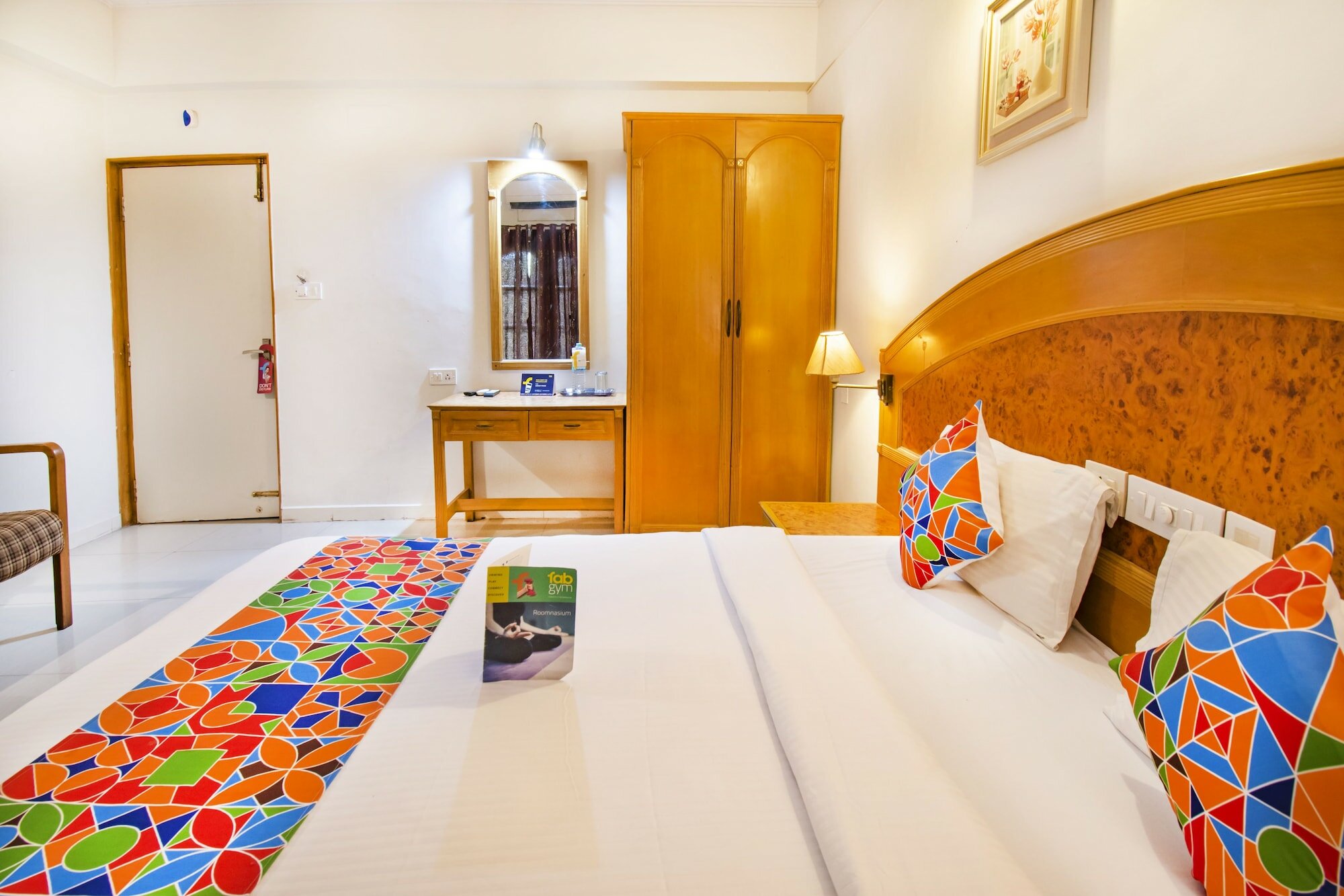 Фото FabHotel Metro Manor Central Station