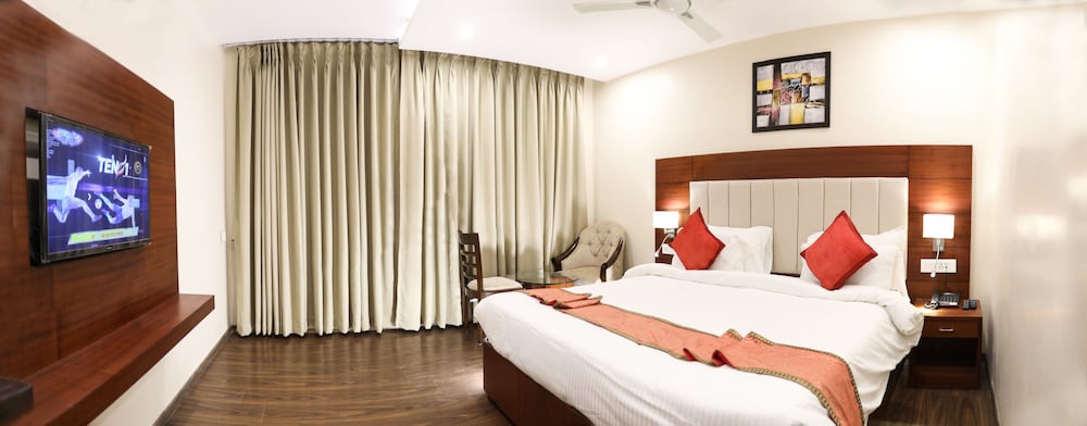 Фото Hotel Tridev