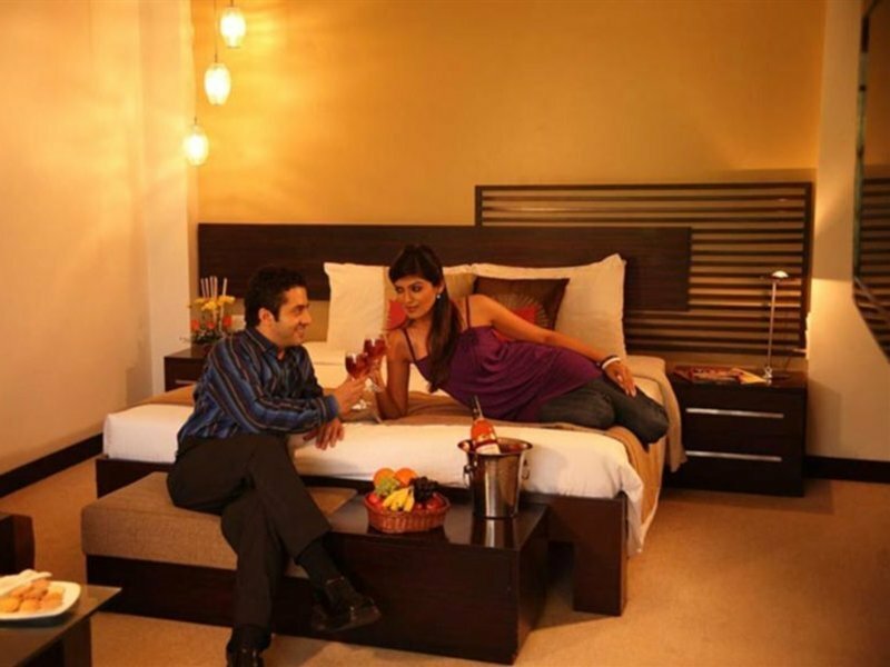 Фото Sun N Sand Hotel Mumbai