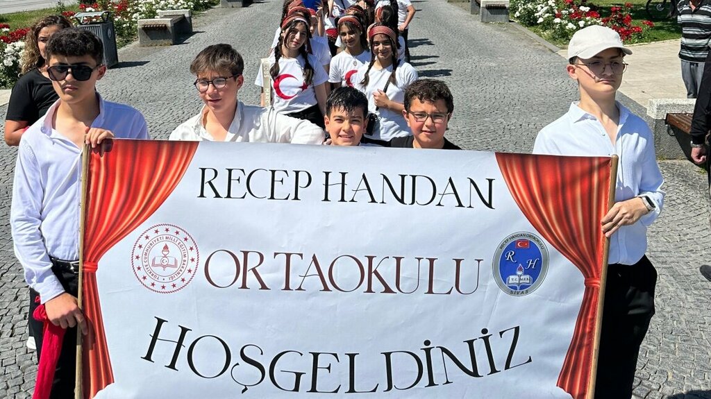 School Recep Handan Ilkogretim Okulu, Sivas, photo