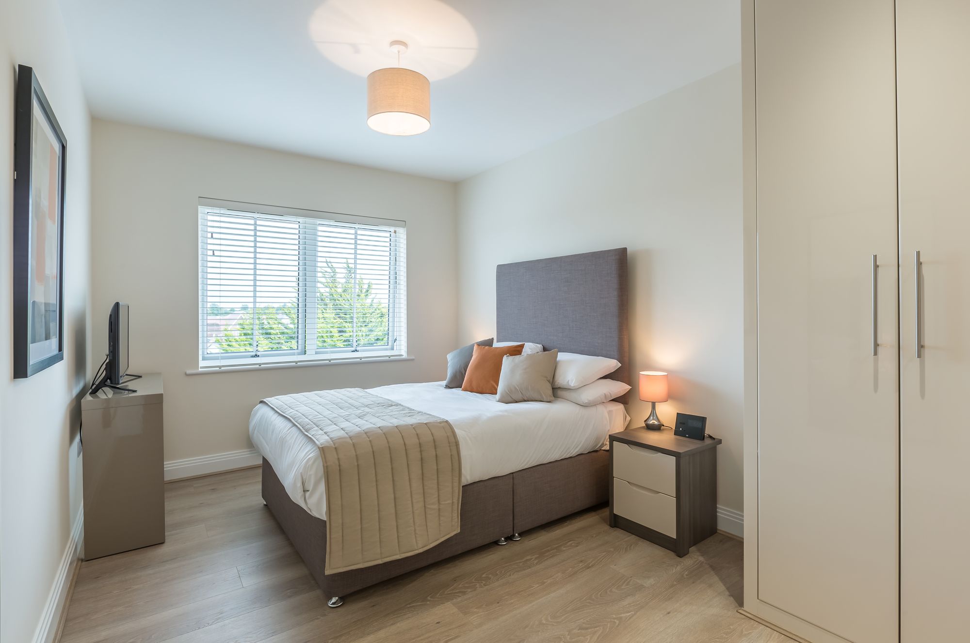 Фото The Heights at Athena Court