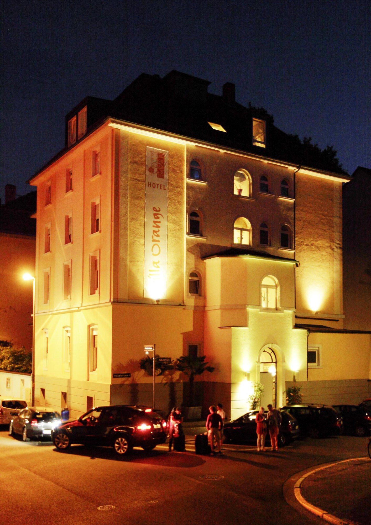 Фото отеля 1