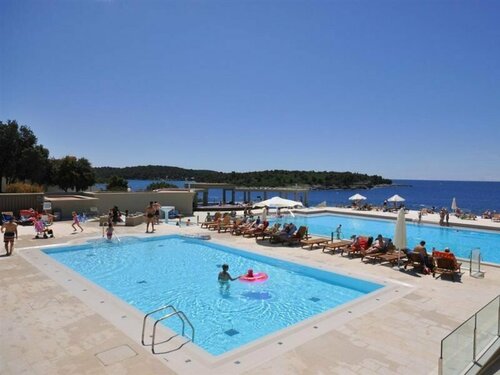 Гостиница Villas Verudela Beach