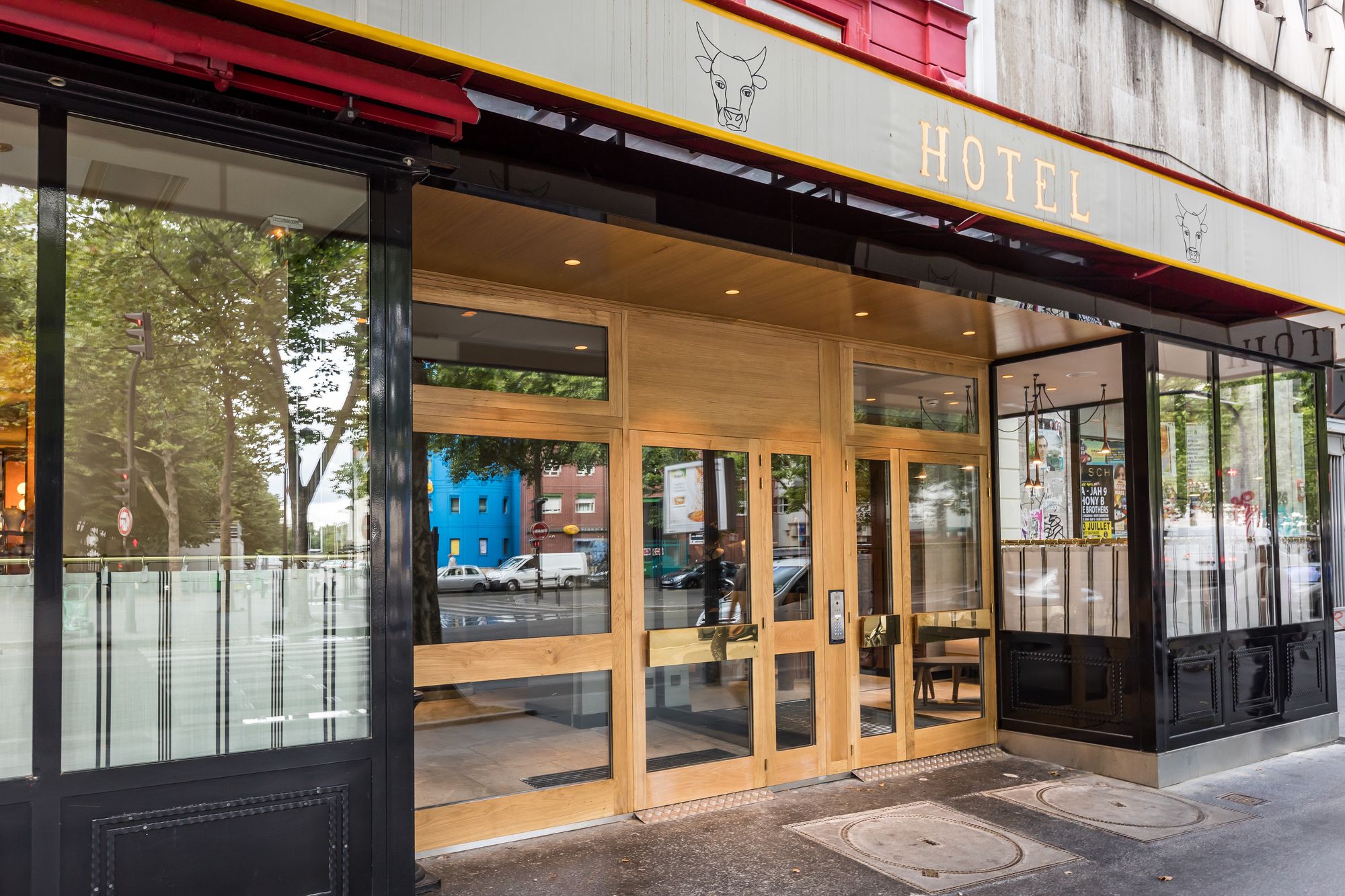 Фото отеля 2