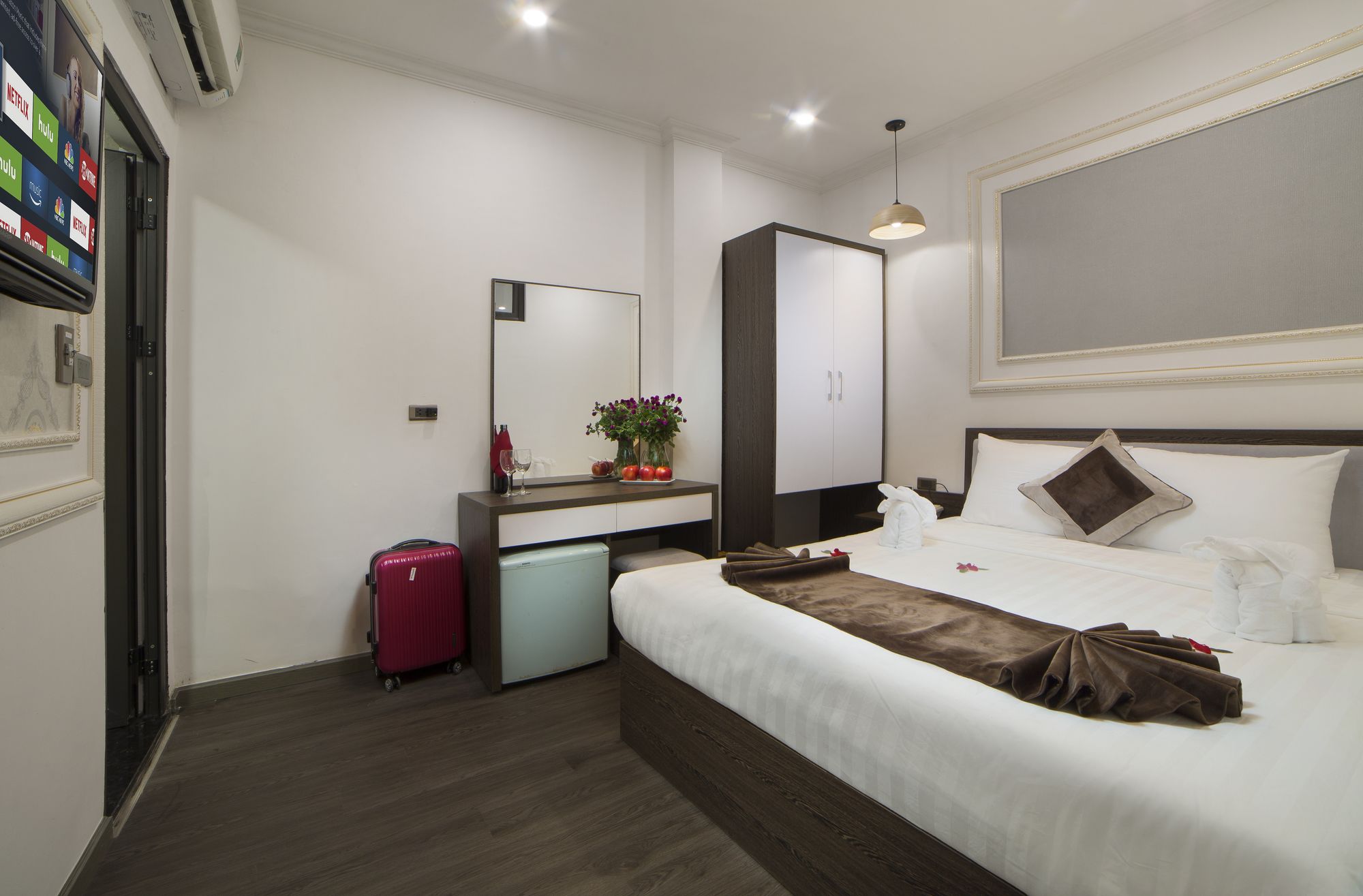 Фото Galliot Central Hotel