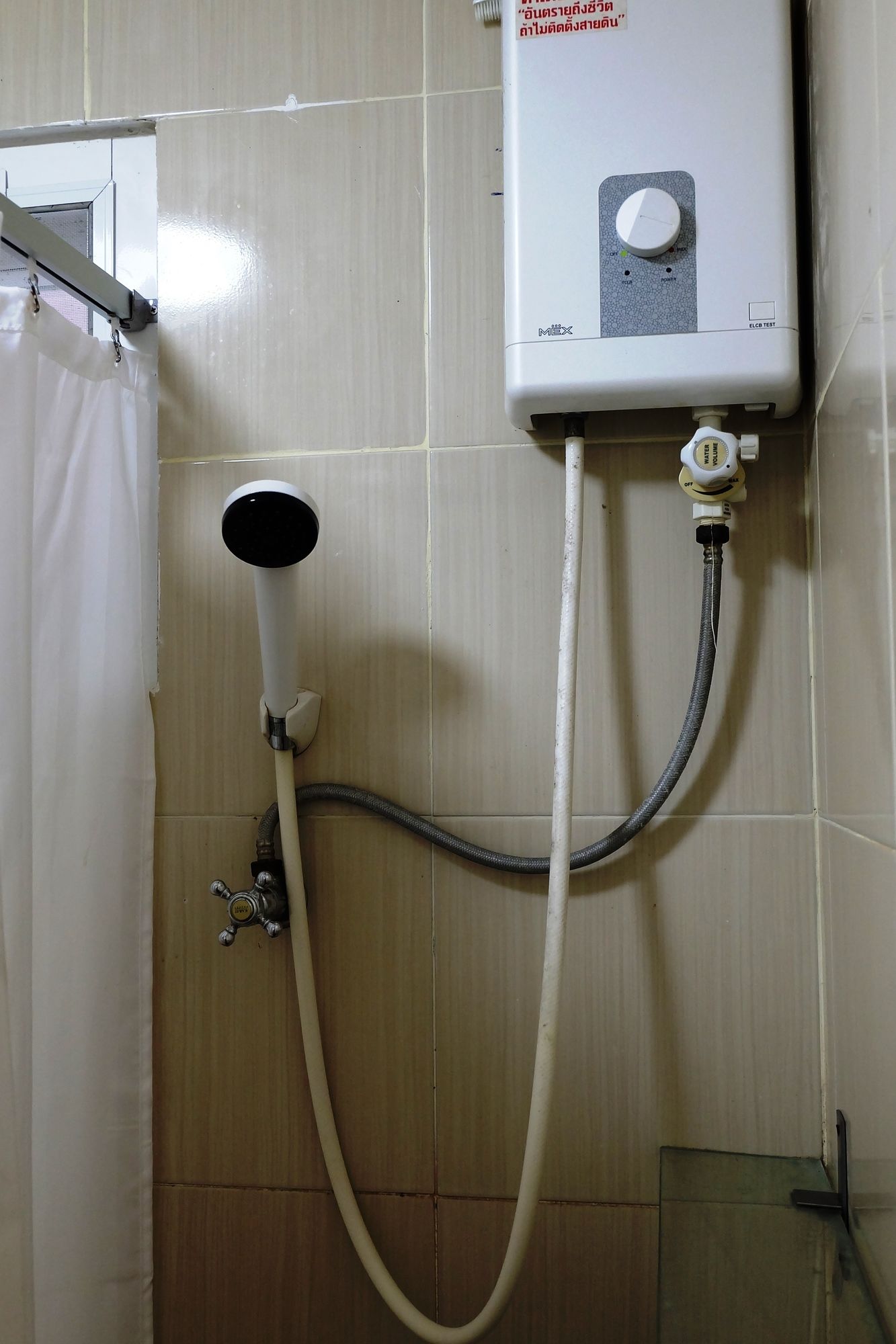 Фото Chilli Hotel & Restaurant