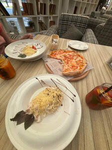 Друзья (Krasnodar Territory, Yeysk, park Poddubnogo), cafe