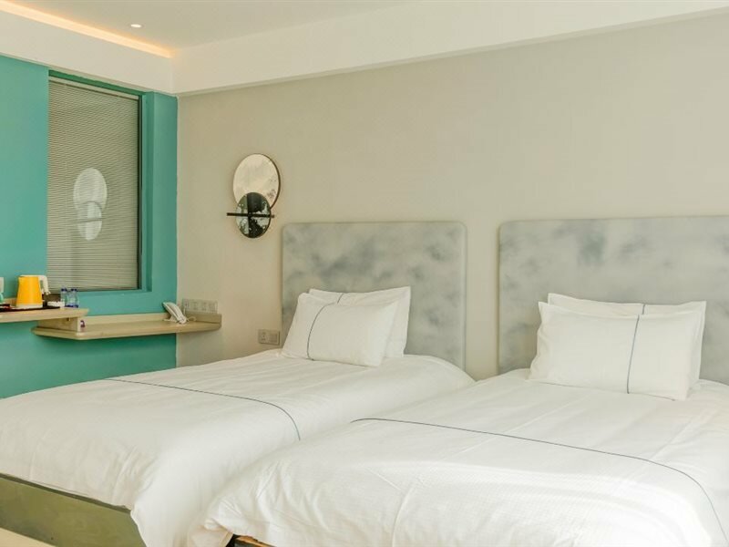 Фото Shigatse Tashilhunpo Temple Magnolia Hotel