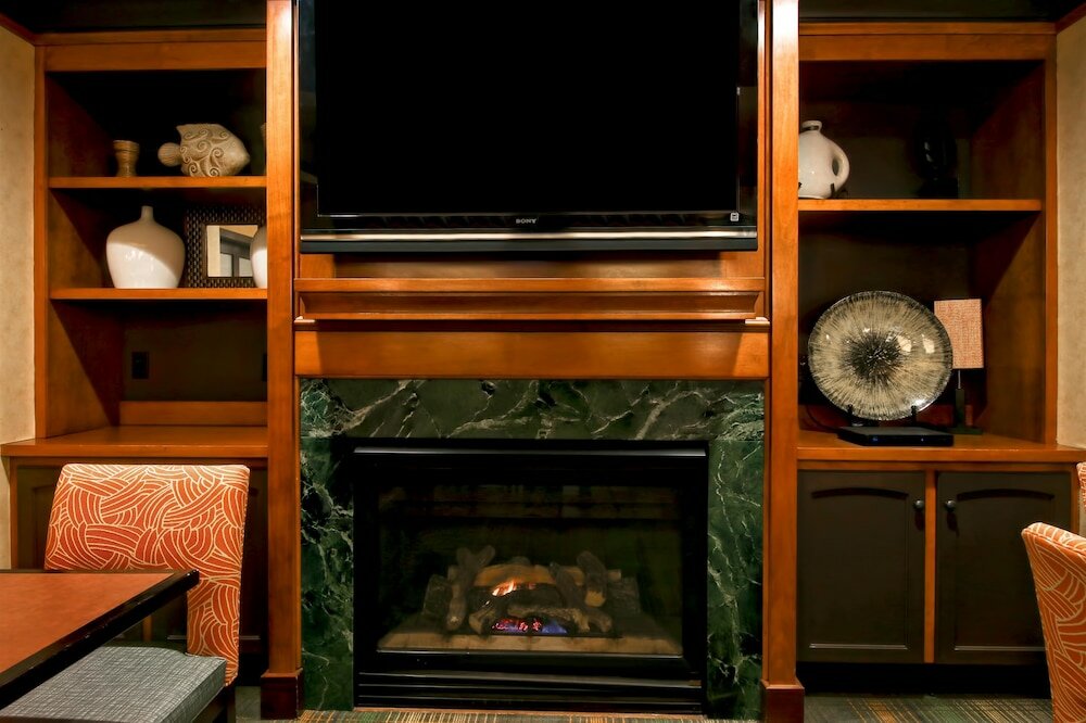 Фото Hampton Inn Waldorf