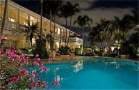 Фото The Pillars Hotel & Club