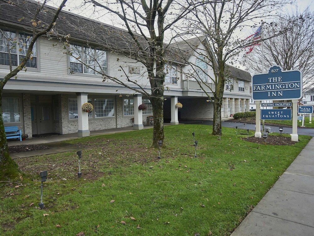 Фото The Farmington Inn & Suites