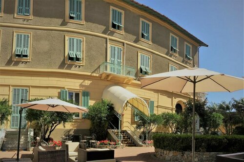 Гостиница Hotel Villa Sapienza в Сан-Ремо