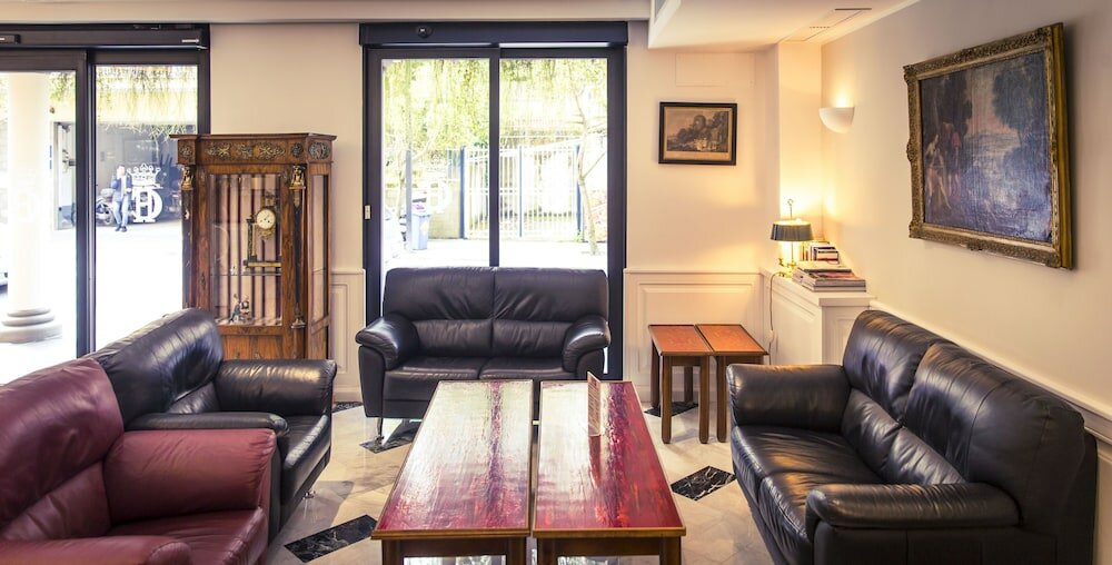 Фото Central Hotel