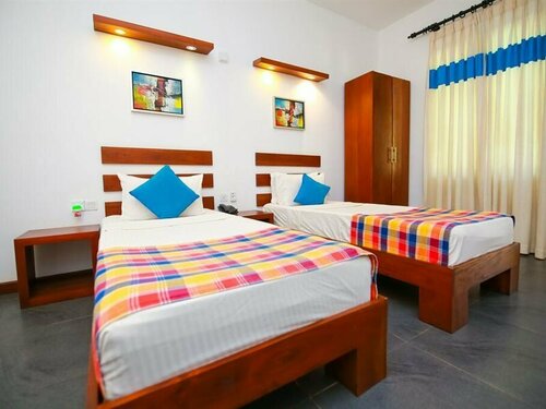 Внешний вид отеля Hotel Alakamanda в Анурадхапуре, фото 4