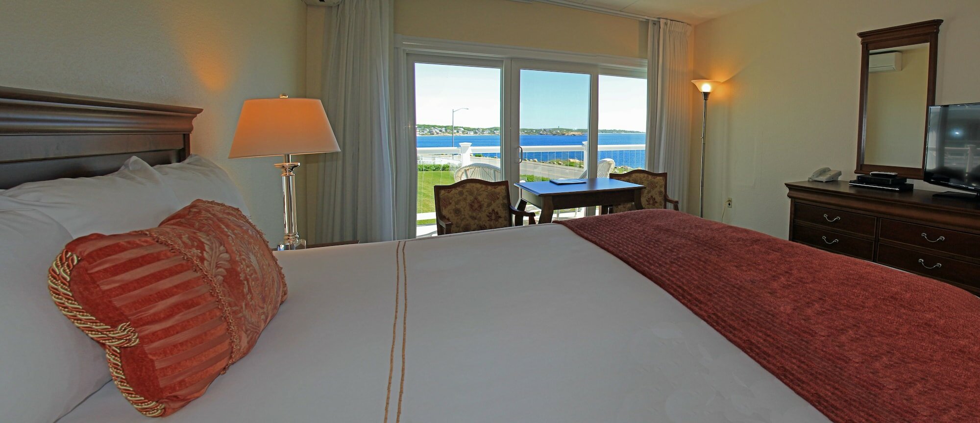 Фото Ocean House Hotel at Bass Rocks