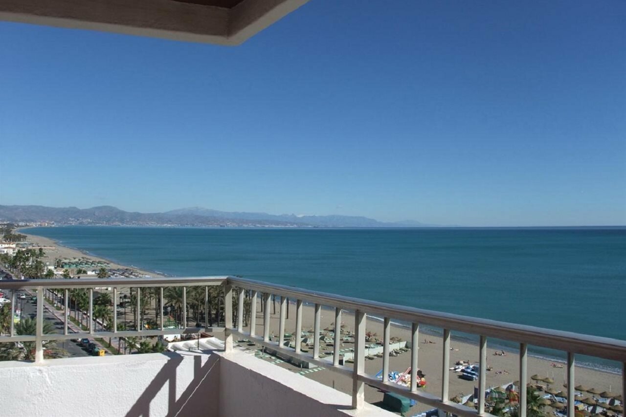 Фото Hotel Apartamentos Bajondillo