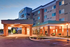 Гостиница Courtyard by Marriott Long Island Islip/Courthouse Complex
