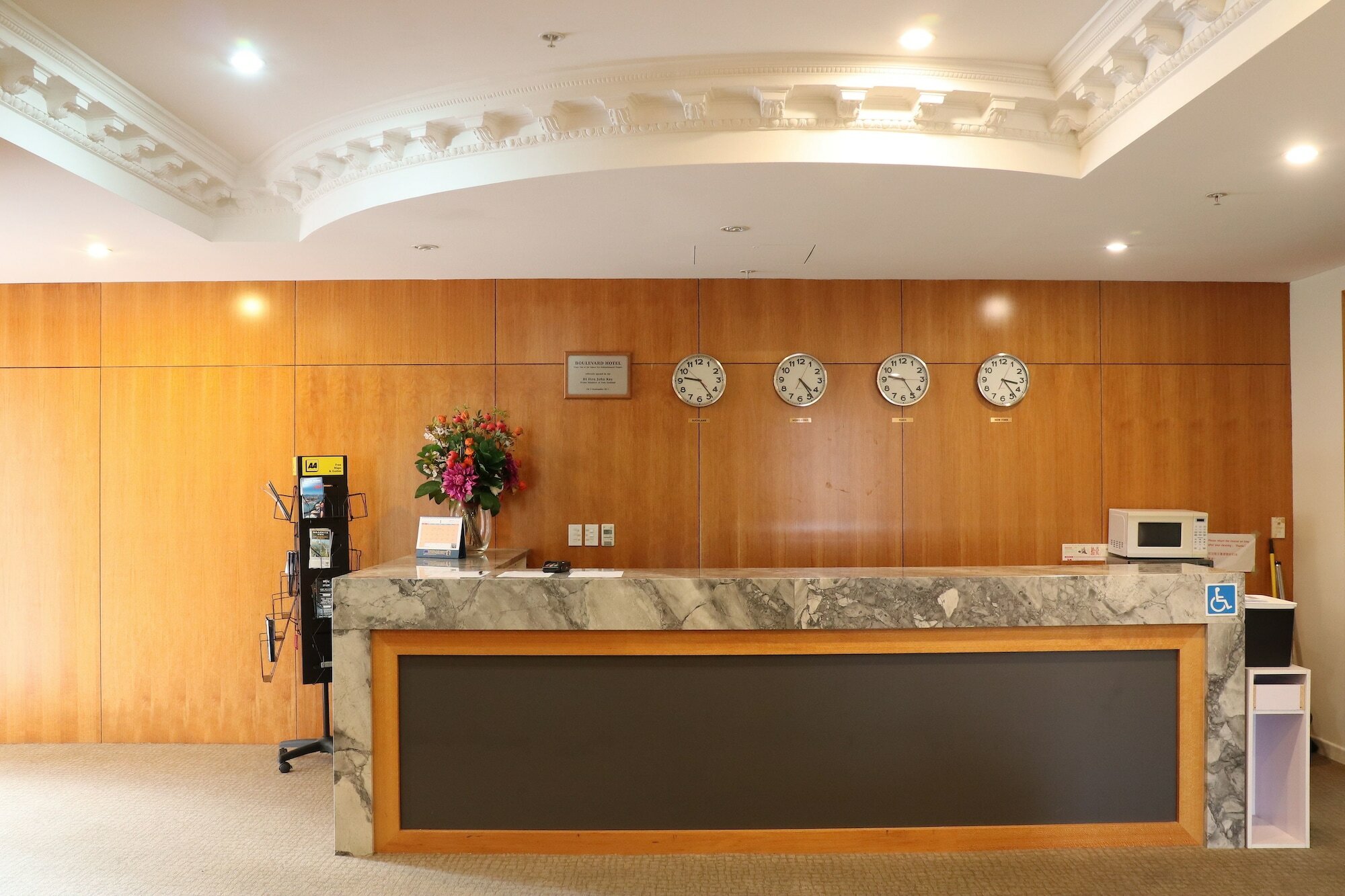 Фото Boulevard Hotel