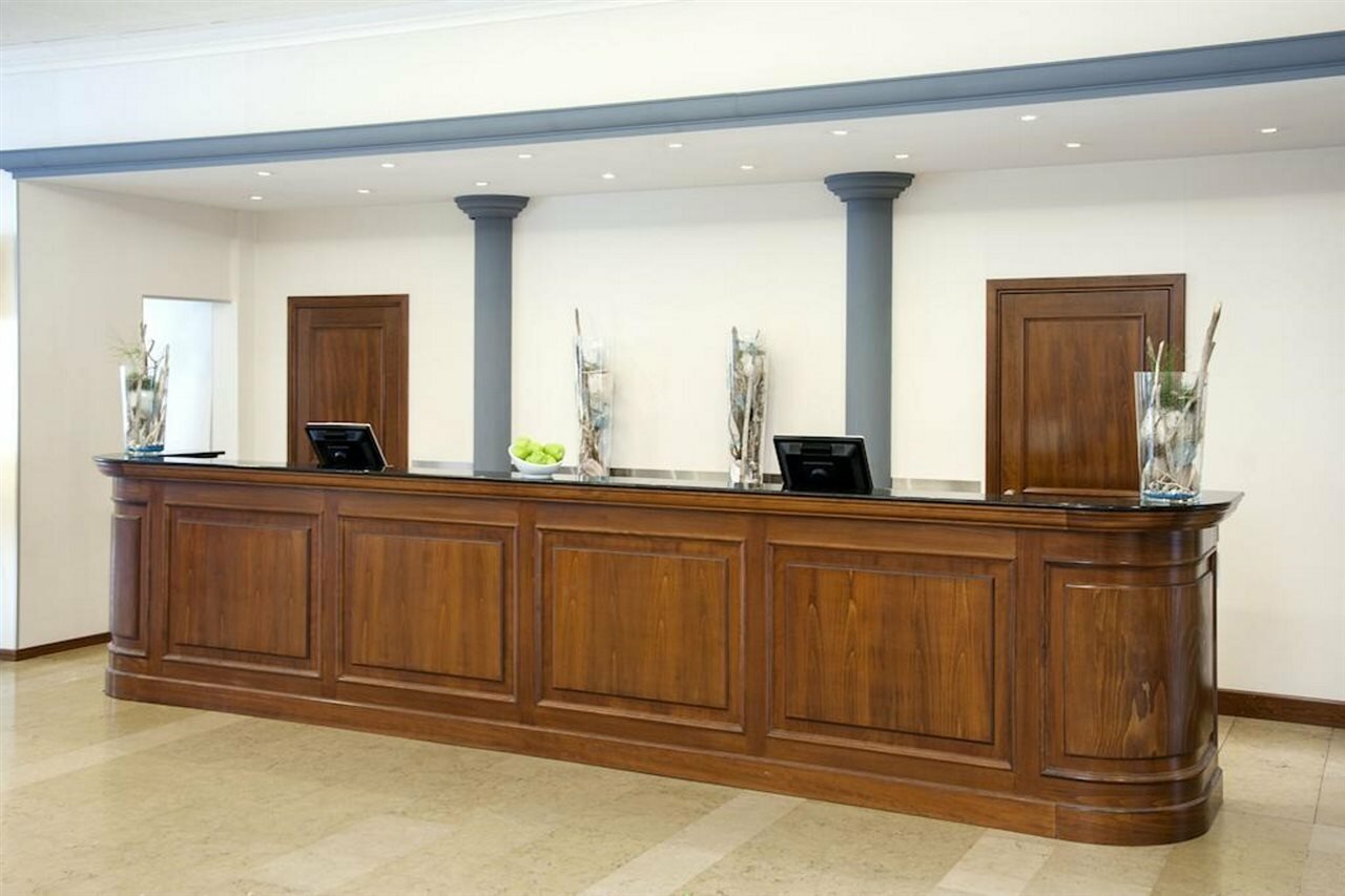 Фото Nh Fribourg Hotel