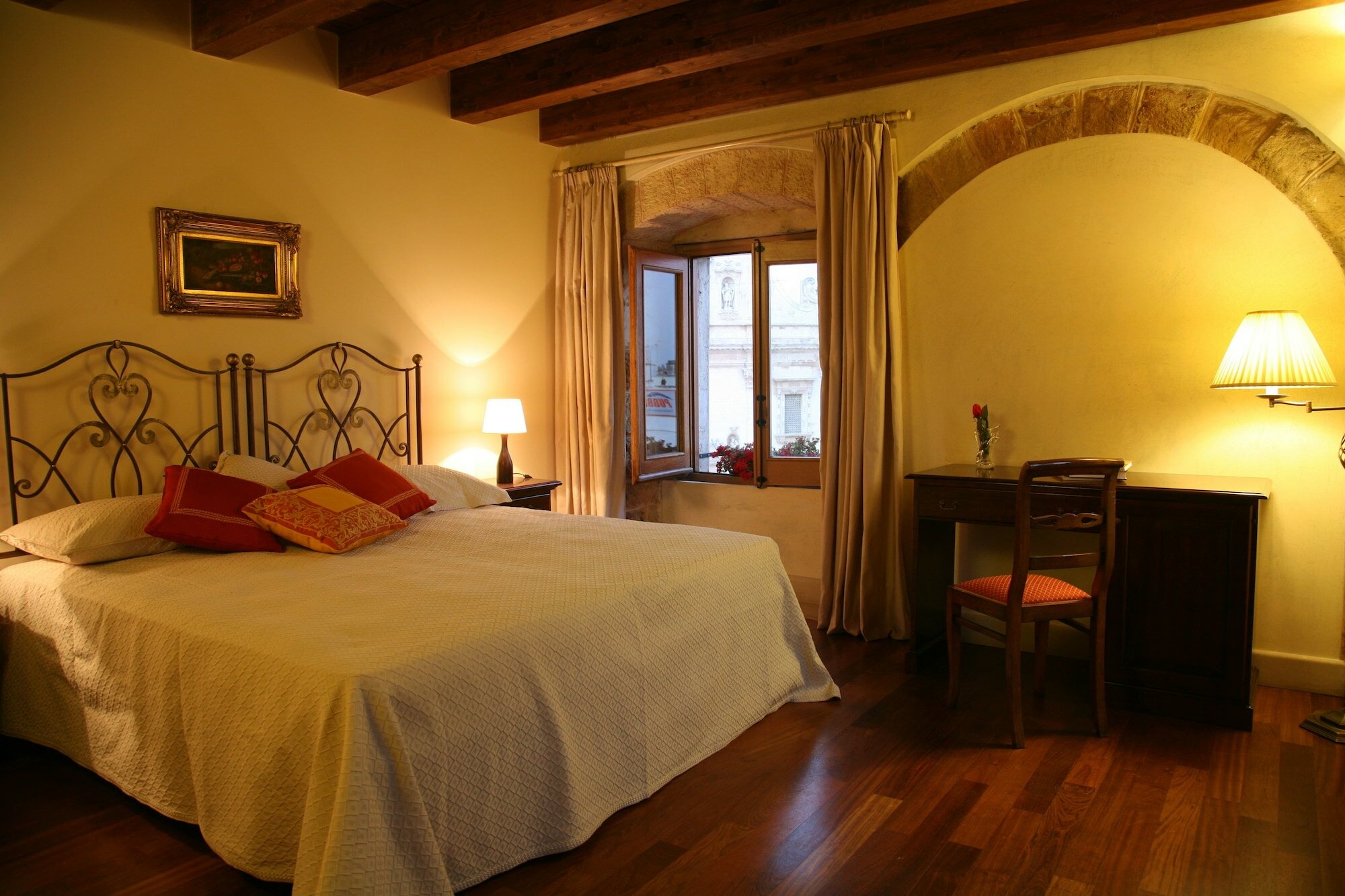 Фото Castello Castriota Scanderbeg Suites De Charme