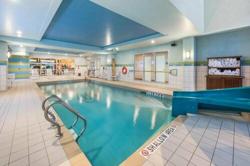Гостиница Hampton Inn & Suites by Hilton Moncton в Монктоне