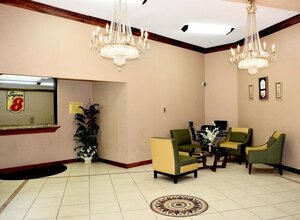 Гостиница Super 8 by Wyndham Homewood Birmingham Area