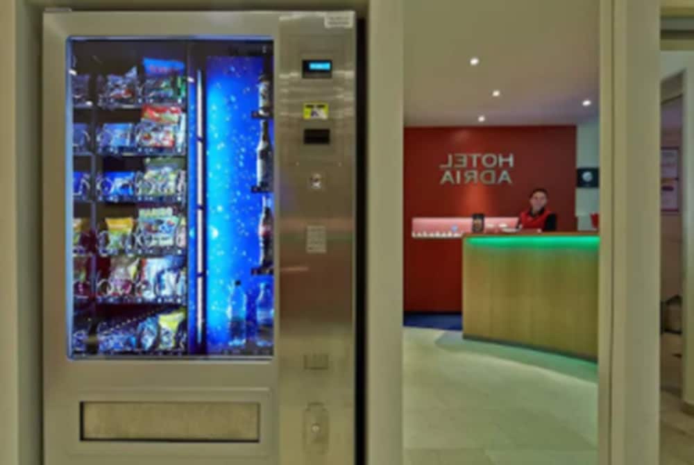 Фото Hotel Adria München
