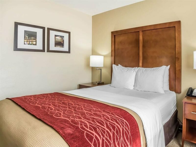 Фото Comfort Inn Nashville West