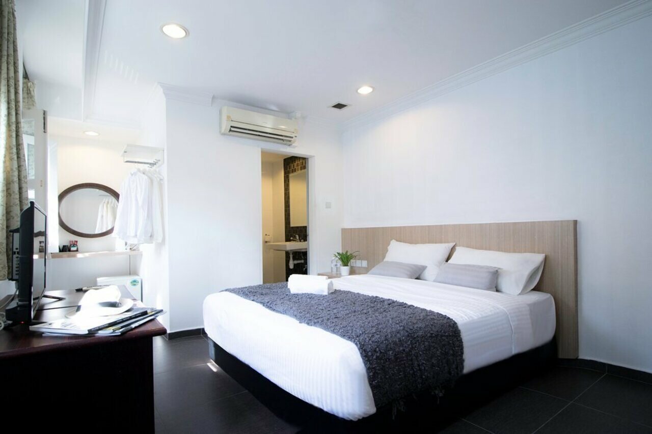 Фото Harbour Ville Hotel Hamilton - Lavender