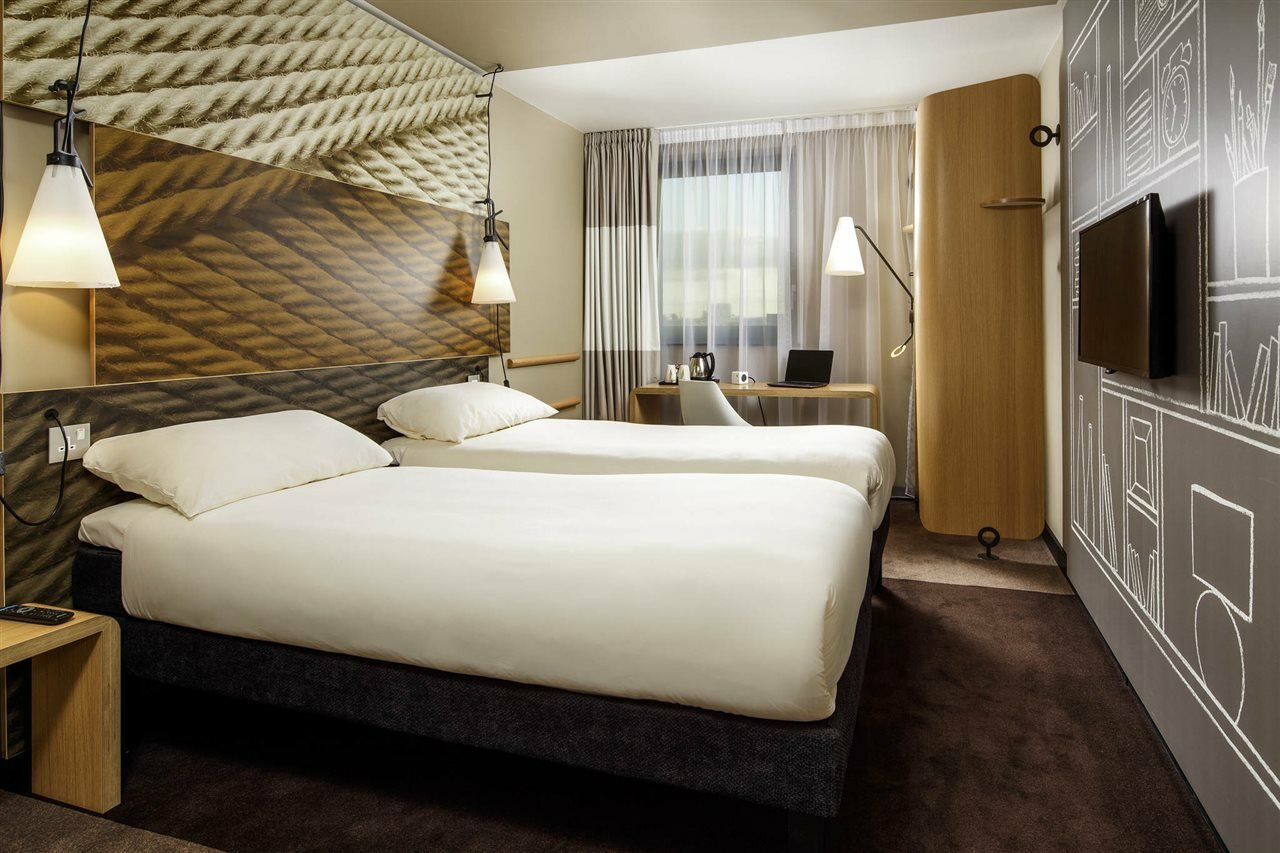 Фото Ibis Glasgow City Centre – Sauchiehall Street