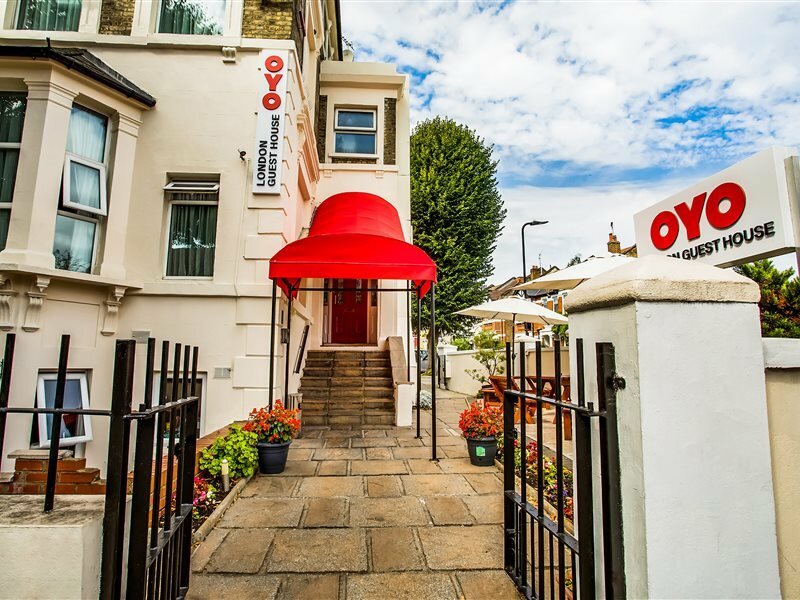 Фото Oyo London Guest House