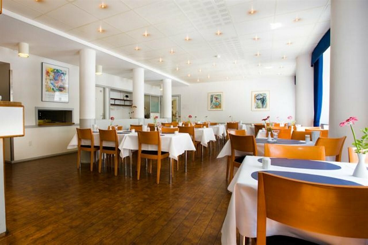 Фото Hotel Maritime