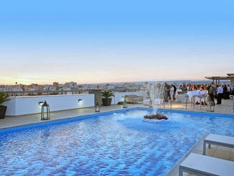 Фото Eden Beach Apartments