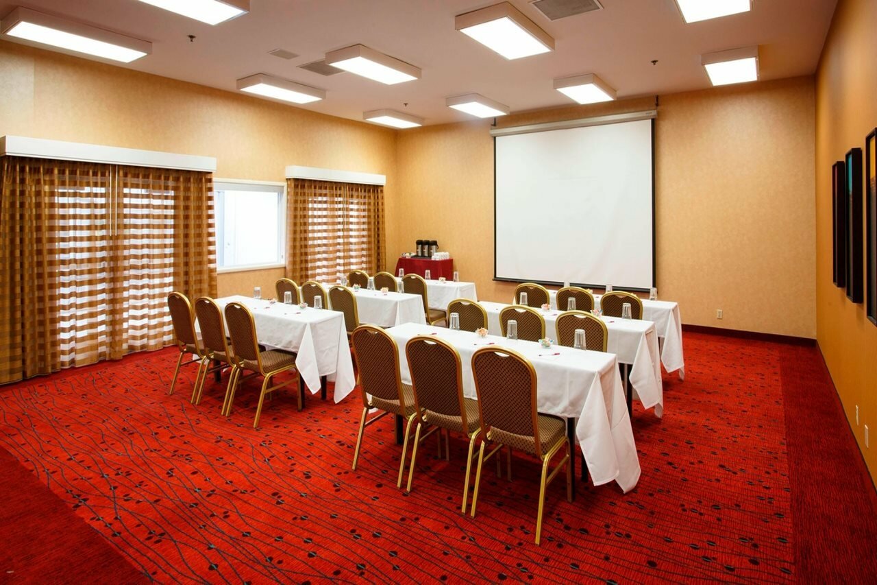 Фото Residence Inn by Marriott La Mirada